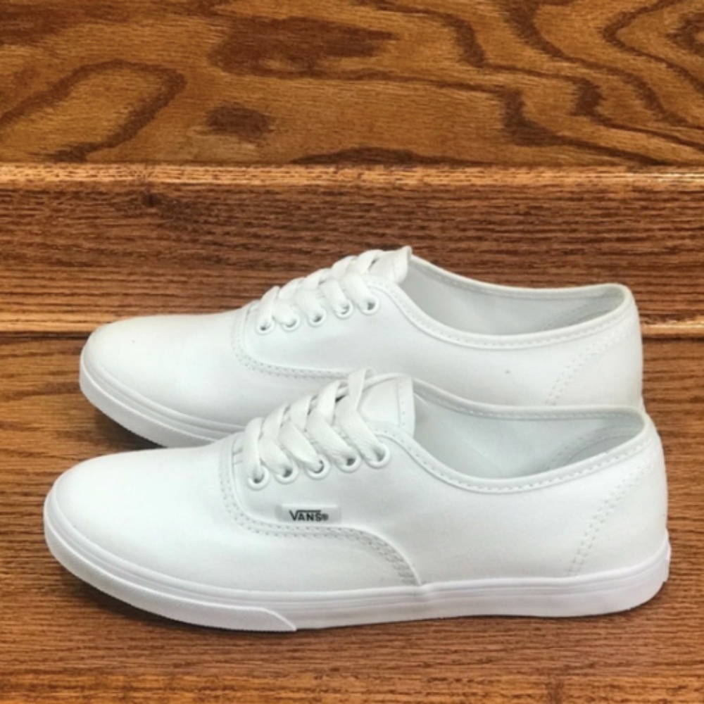 Vans Authentic Lo Pro True White Shoes‎
